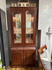 Display Cabinet with Glass